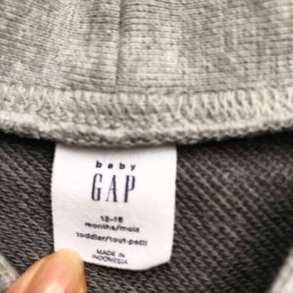 BABygap sweatshirt cardigan GUC shirt 12-18 months - Picture 5 of 6